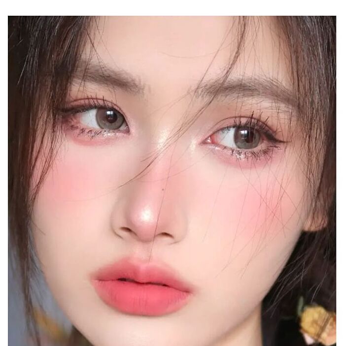 Mack Andy Velvety Flower Embossed Blusher- 3 Colors - M02# Caramel Orange - 5.5g