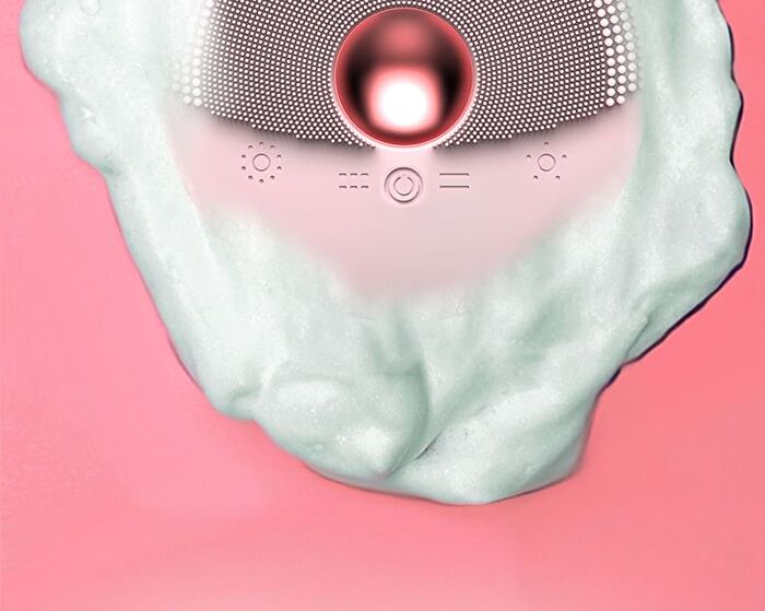 ONE BEAUTY Silicone Facial Cleansing Brush - DTS01 (White) - 1pc