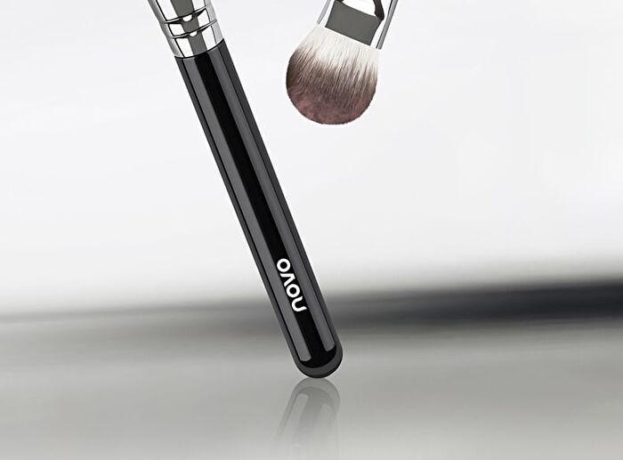 Novo Soft Highlight Blush Brush - 1pc