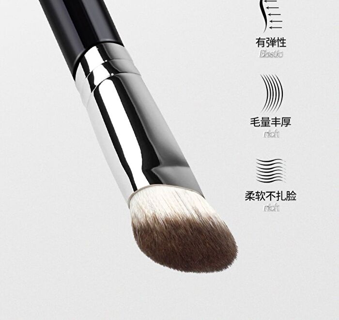 Novo Soft Highlight Blush Brush - 1pc