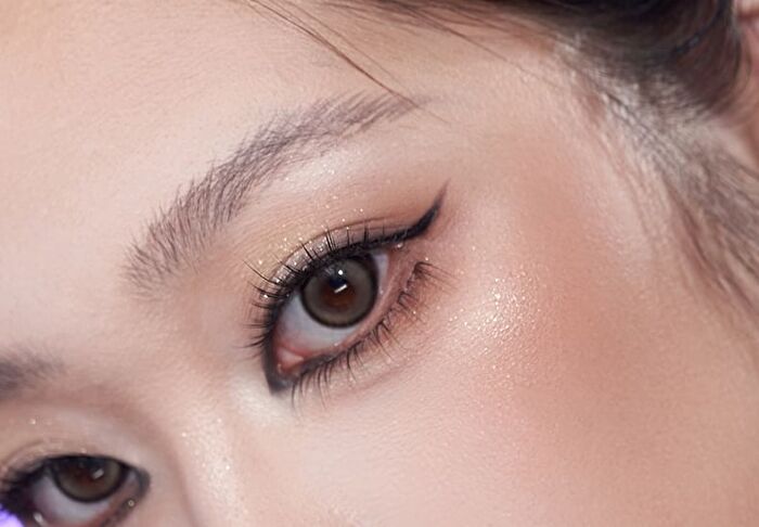 Original Artist Night Chameleon Four Color Highlight Palette - 4.8g