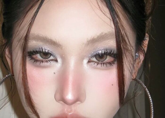 Soft Shimmering Liquid Eye Shadow - 3 Colors - #G2 - 4.5g