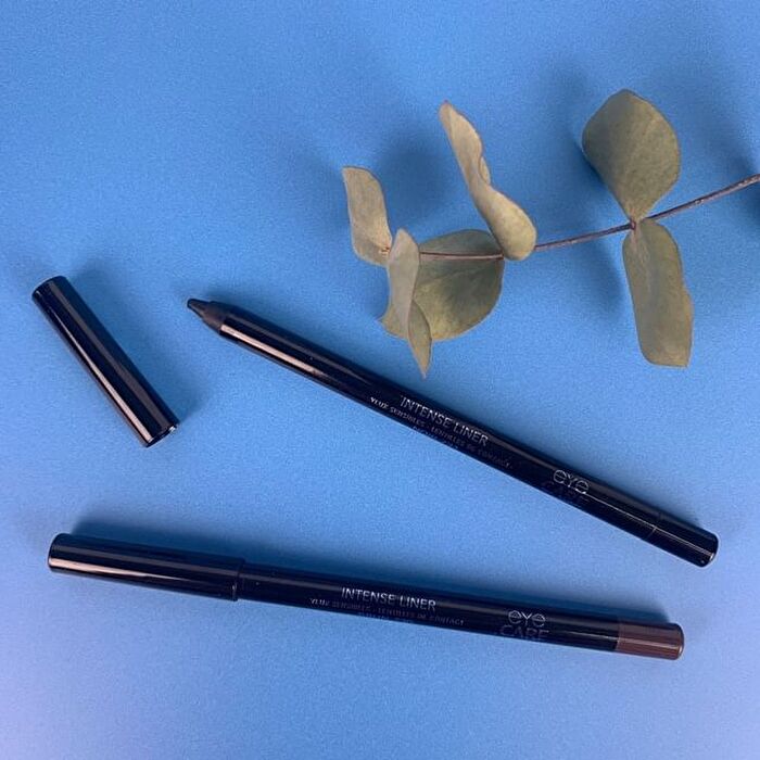 Intense Liner - 731 Noir (Black)