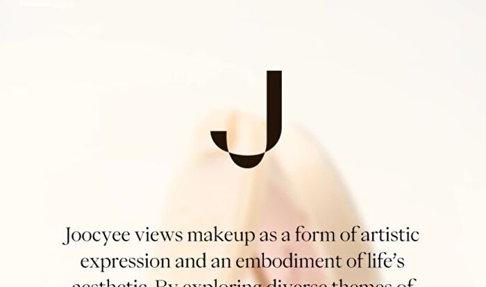 Joocyee Matte Highlighter Powder - 2 Colors - #M302 Milky Ivory - 4.3g