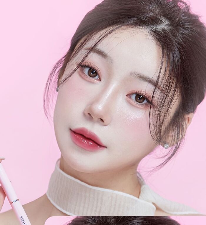 Glossy Lip Glow Pencil - 3 Colors - #03 Nu Vanilla