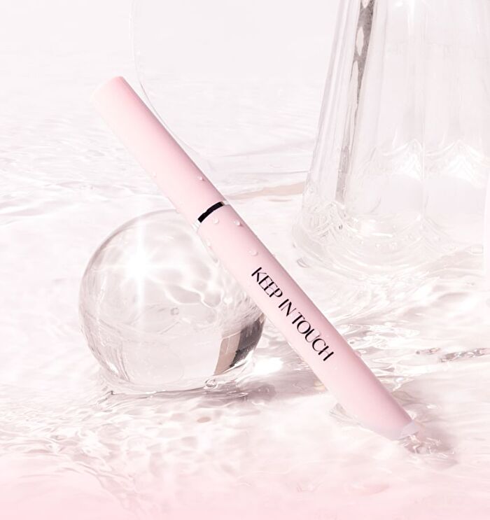 Glossy Lip Glow Pencil - 3 Colors - #03 Nu Vanilla