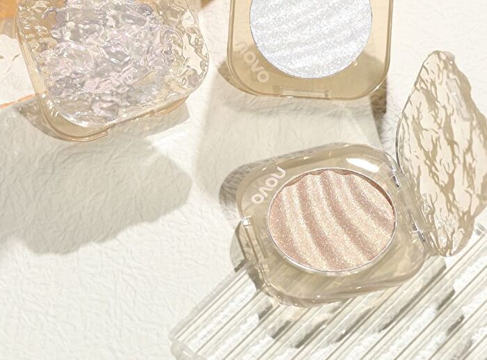 Luminous Delicate Highlighter - 4 Colors - 02# Water Champagne - 4.7g