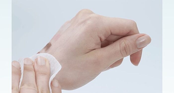 Deep Clean Lip & Eye Remover Pad - 20 pads