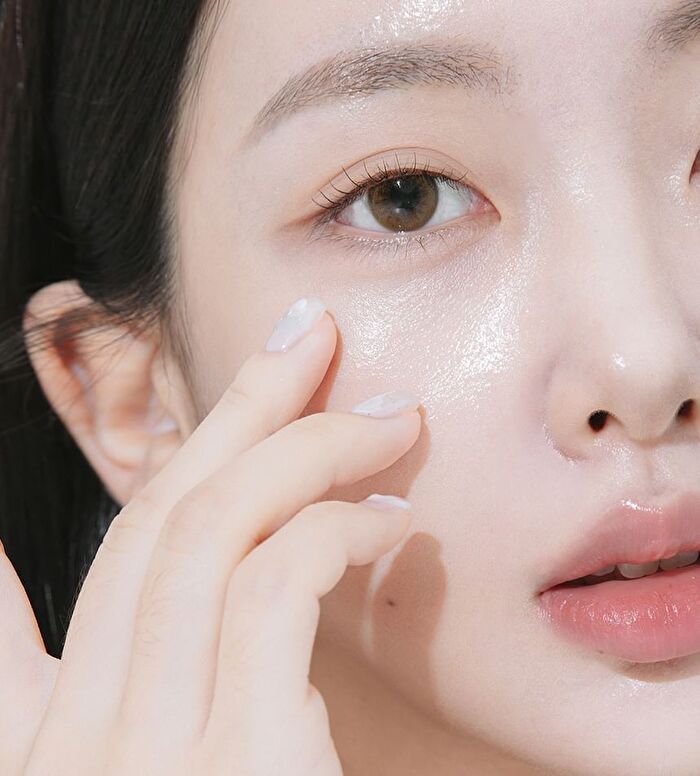 Heveblue Black Yuja Bean Lifting Auto Eye Cream - 15ml