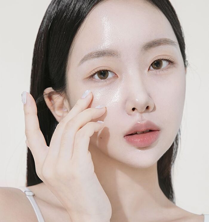 Heveblue Black Yuja Bean Lifting Auto Eye Cream - 15ml