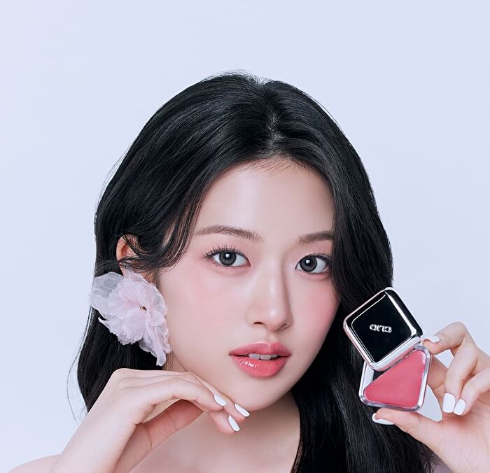 Essential Lipcheek Tap - 8 Colors - #08 Bubbly Plum