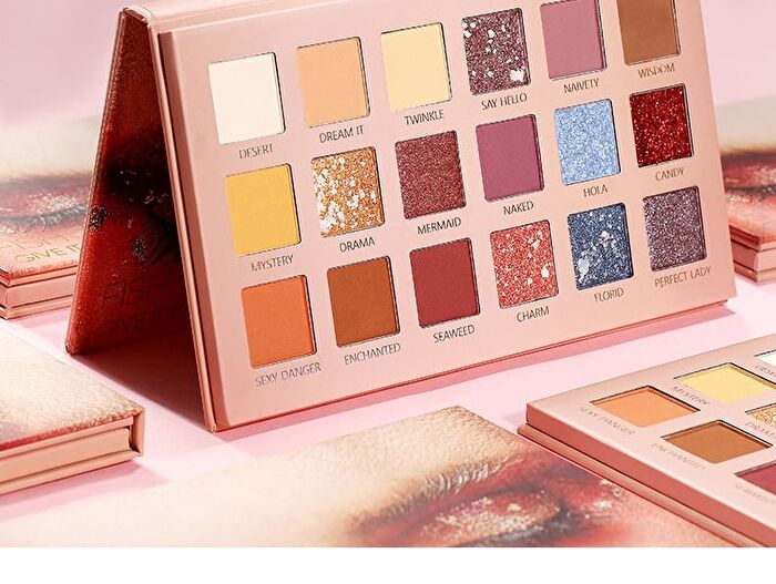 Fish Scale HD 18-Color Eyeshadow Palette - 1.2g x 18