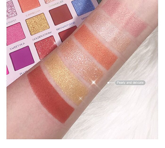 Feather Kingdom 28-Color Eyeshadow Palette - 2g x 28