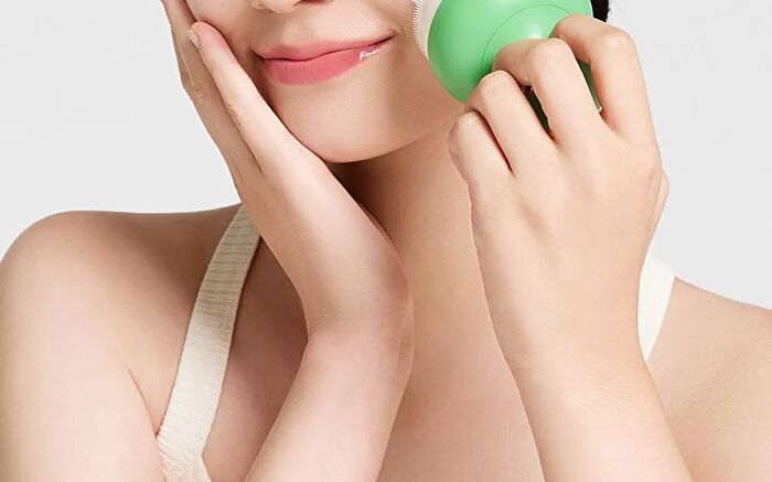 Fully Pore Cleansing Brush - 1 pc
