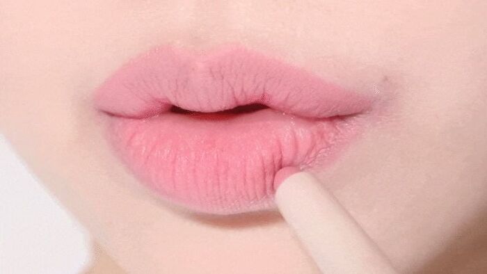 Merzy Mood Over Smudging Lip Pencil - 5 Colors - #ML5 Taupe Beige