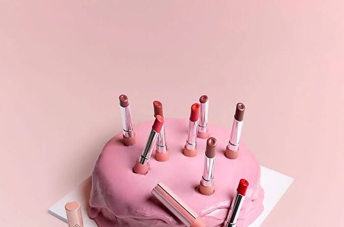 Glazy Lip Glow - 10 Colors - #39 BOUNCY CHERRY - 3.2g