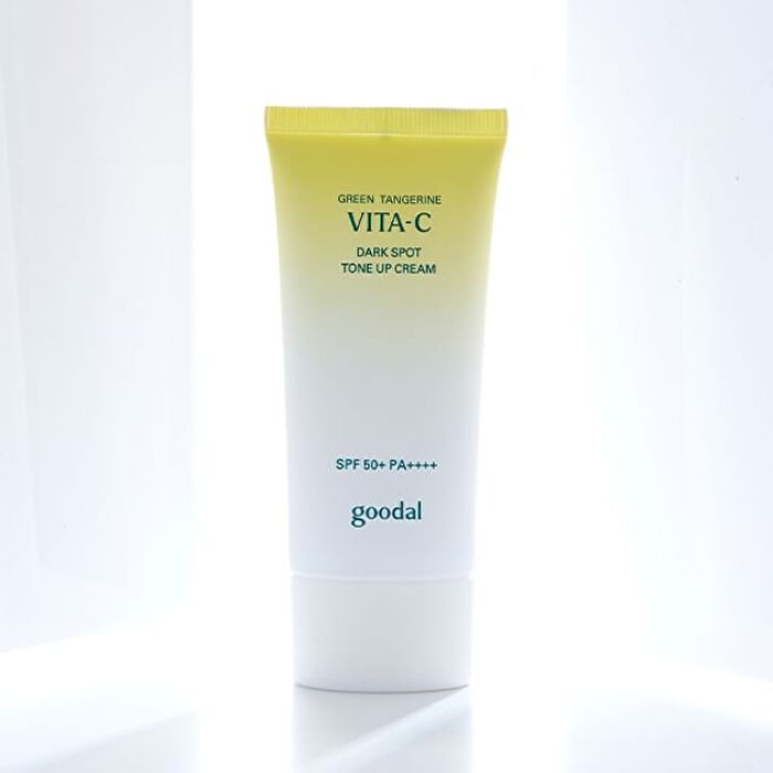 Green Tangerine Vita C Dark Spot Tone Up Cream - 2025 Version - 50ml