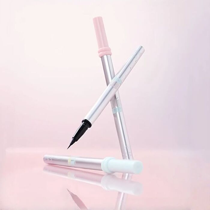 Candy Ultra-Fine Liquid Eyeliner - 2 Colors - DO02# Brown - 800mg