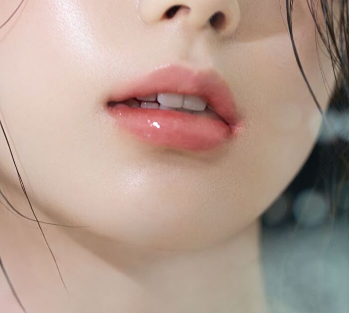 Melting Candy Temperature Change Lipstick - 2 Colors - DO01# Glazed Pink - 3.2g