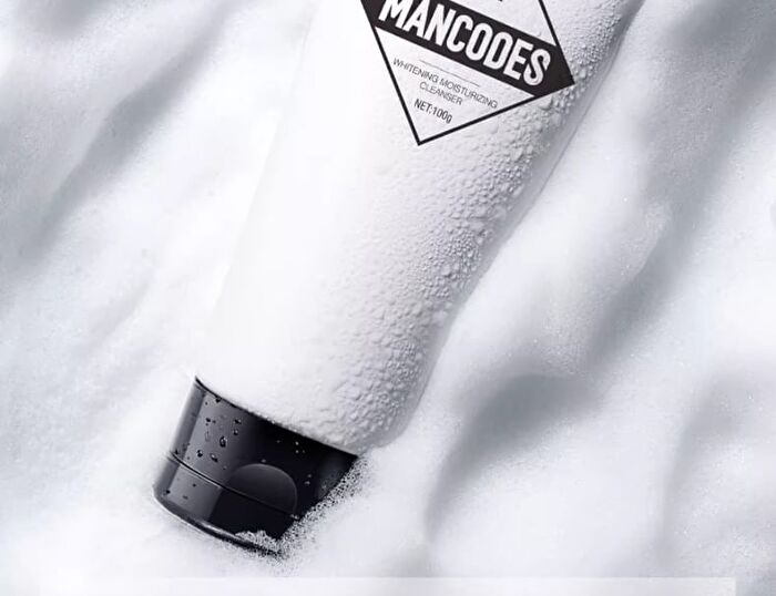 Mancodes Nicotinamide Whitening Moisturizing Cleanser - 100g