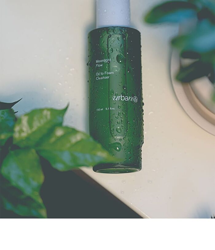 Urbanand Moonlight Flow Oil To Foam Cleanser - 150ml