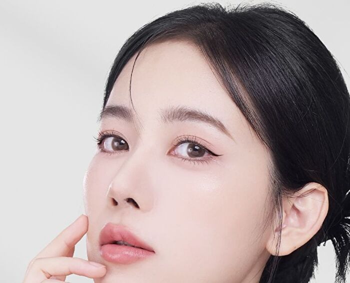 Soft & Smooth Liquid Eyeliner - 2 Colors - 02# Brown - 0.6ml