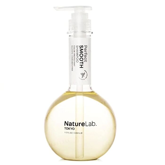 NatureLab.Tokyo Perfect Smooth Shampoo - 340ml