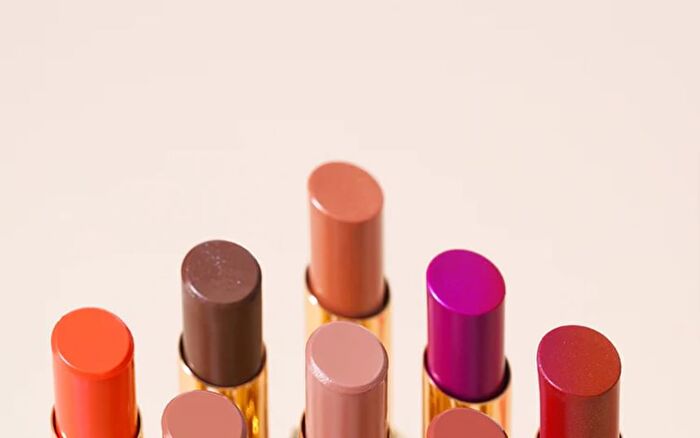 Moisture Shine Lipstick - 26 Colors - #S6 Love Fighter - 2.2g
