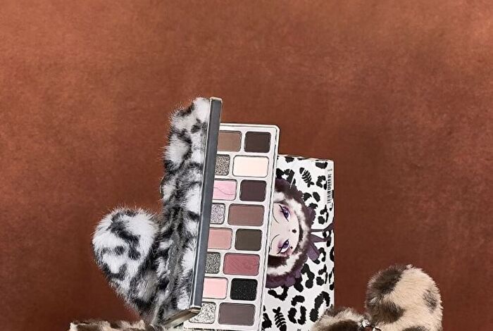 Dodonami 16 Color Eyeshadow Palette - Nude Heart - #17 Nude Heart