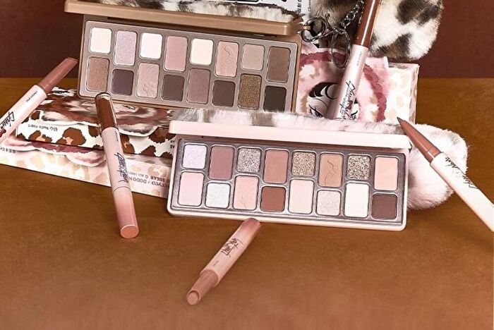 Dodonami 16 Color Eyeshadow Palette - Nude Heart - #17 Nude Heart