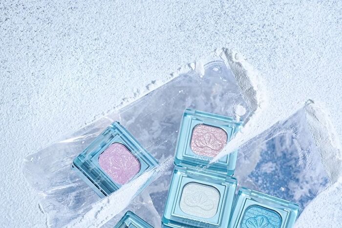 Luminous Baked Eyeshadow (U009-U014) - #U013 Solitary Pine - 1.5g