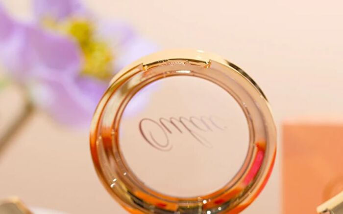 Blush Mono Frost : Reflective Shimmer - 8 Colors - #F01 Love Attraction - 4.8g