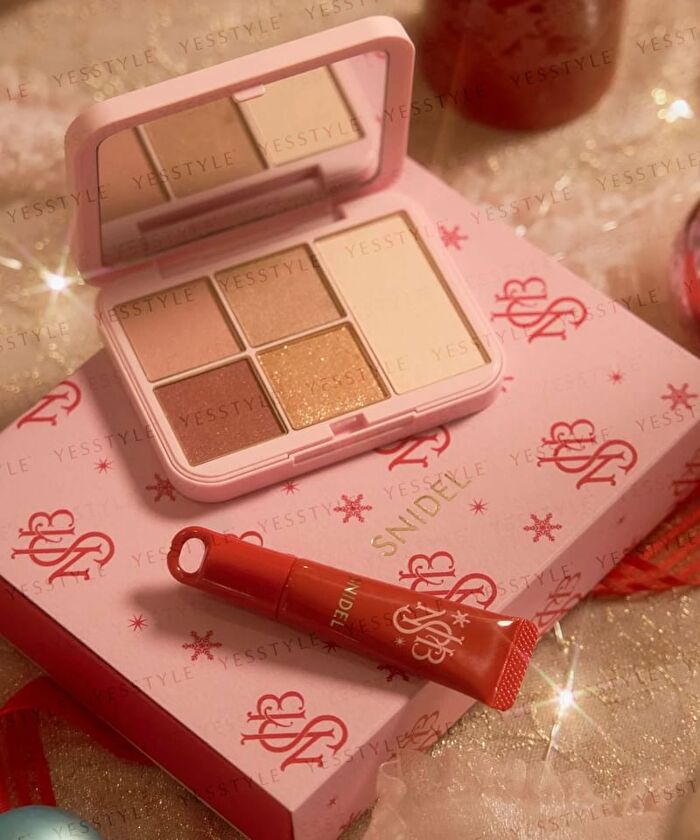 Holiday Collection Makeup Coffret Off the Clock - 3 pcs