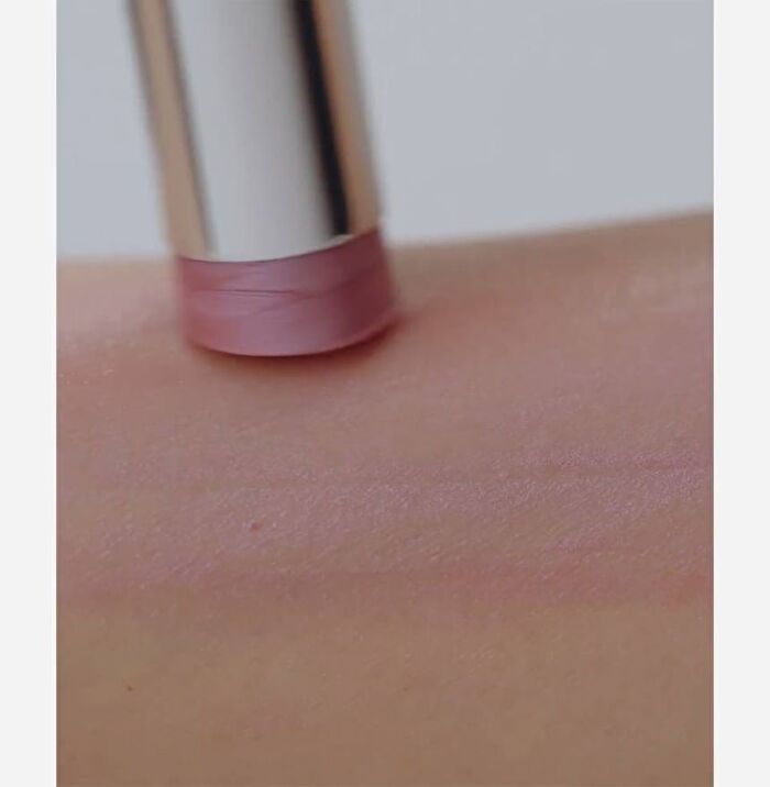 Unveiled Skin Highlighter - 2 Colors - #391 Shell