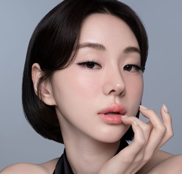 x Maeng Whip Matte Lip - 10 Teddy
