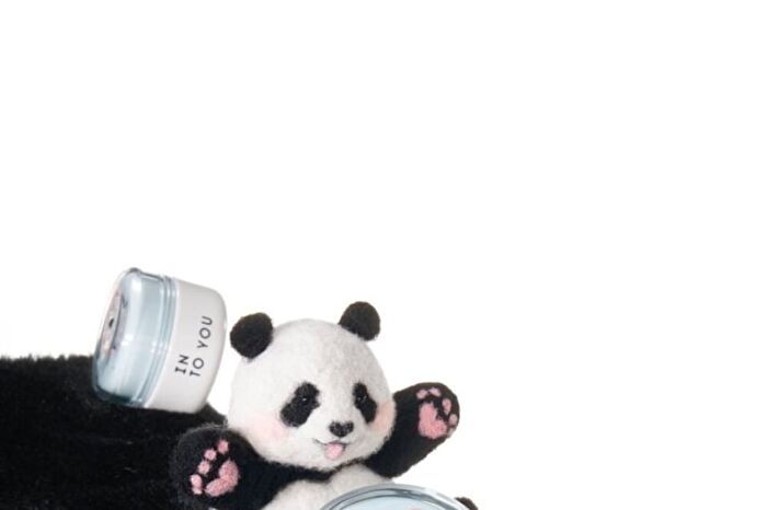 Into You M Lan Panda Shero Super Matte Lip & Cheek Mud - 3 Colors - #MLP03 Red Paw - 5g