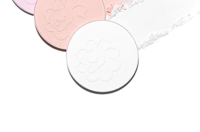 Into You M Lan Panda Mini Pressed Powder - 3 Shades - #MN01 Natural Soft White - 3.5g