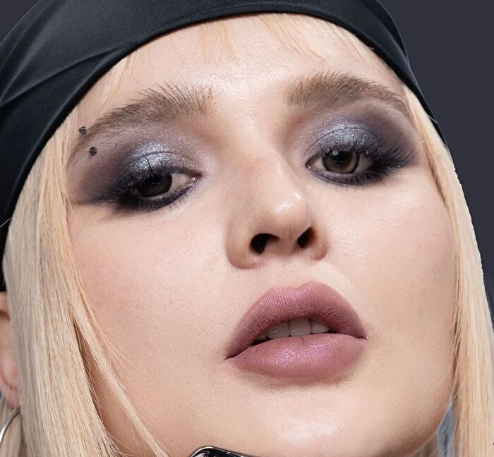Misty Code Matte Lip Mud - 6 Colors - P02# Deadwood Brown - 2g