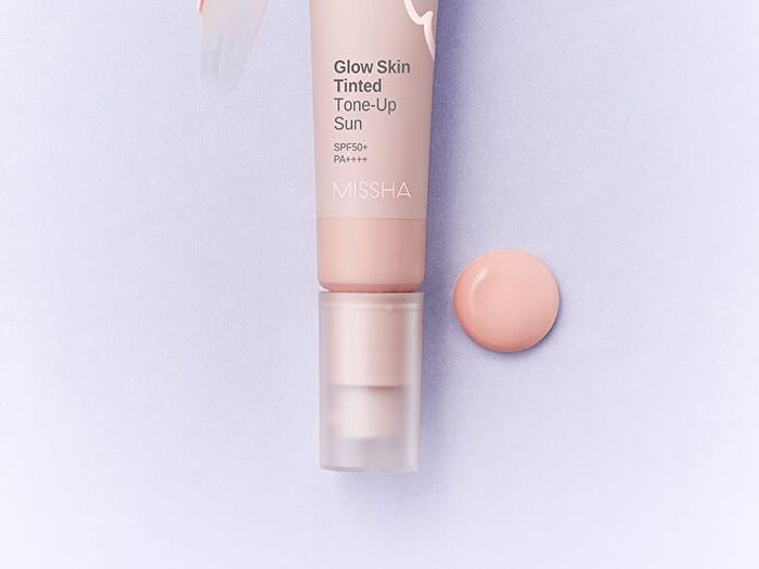 Glow Skin Tinted Tone-Up Sun - 30ml