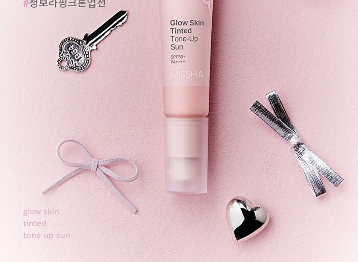 Glow Skin Tinted Tone-Up Sun - 30ml