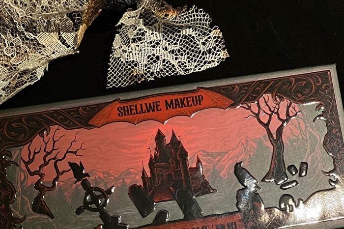 Shellwe Makeup Ghoul Nocturnal Flame 10 Color Chameleon Eye Shadow Palette - #Full Size - 9.5g
