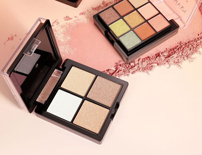Multi-Layer Glow & Go Stack Facial Makeup Palette  - 2 Types - 01 - (10g + 8g + 9.5g)