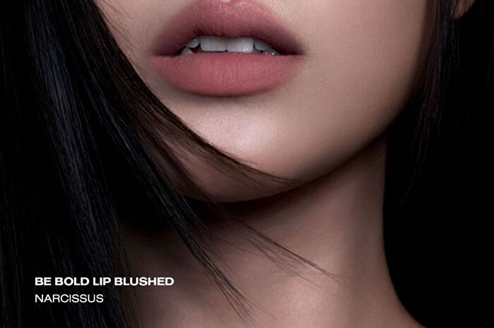 Risky Be Bold Lip Blushed - 9 Colors - Velvy