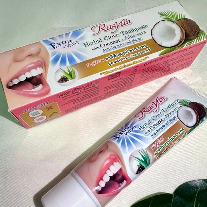 Extra White Herbal Clove Toothpaste with Coconut & Aloe Vera - 100g