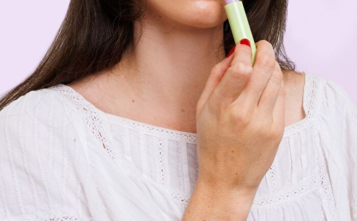Mixed Fruit Lip Balm Trio - 2 Types - Refreshing Set - 4g