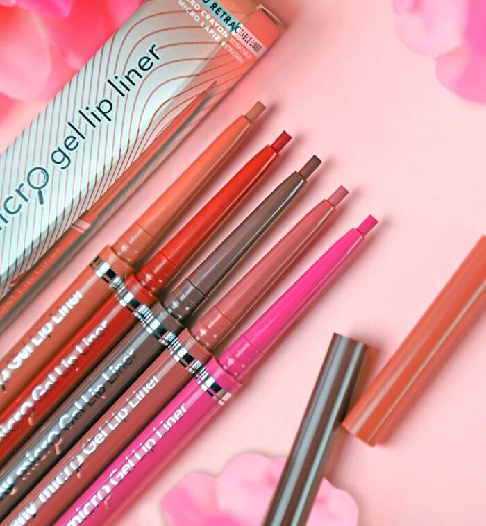 Cosmetics Teeny Weeny Rich and Creamy Micro Gel Lip Liner - 14 Colors - In The Buff - 0.1g