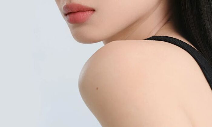 Joocyee Translucent Blurring Loose Powder - 2 Shades - 01 Ivory White - 8g