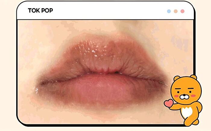 esfolio Moist Tok Peach Pop Lip Balm Set KAKAO FRIENDS Edition - 2 pcs