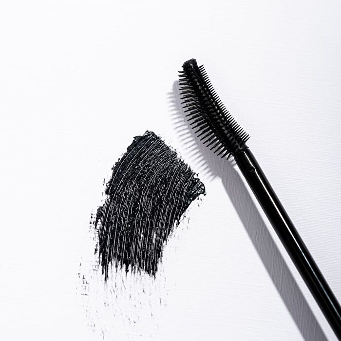 Cloud 9 Waterproof & Volumizing Mascara - Black - 10ml