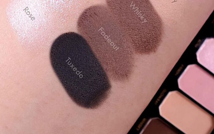Glam Gala Eyeshadow Palette - 02 On Stage